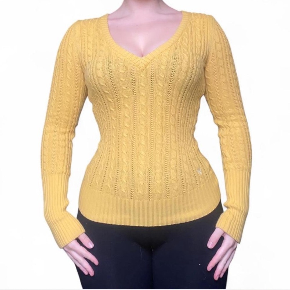 American Eagle Outfitters Mustard Yellow Y2K 2010’s V-Neck Cable Knit Sweater